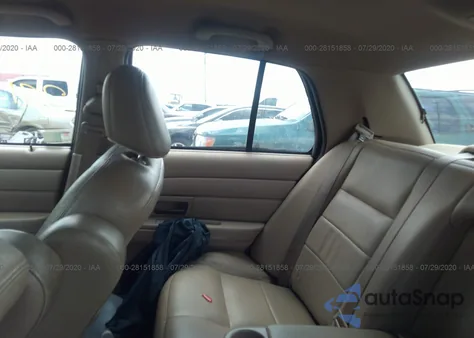 2003 Ford Crown Victoria Lx из США, поврежденный, VIN 2FAFP74W73X191537